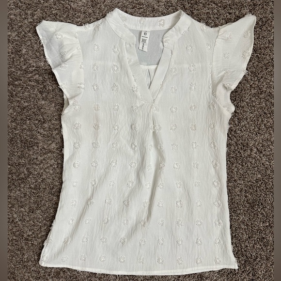 White Blouse - Picture 2 of 4